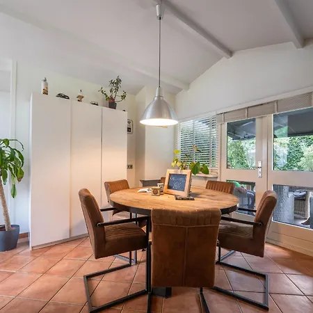 Dog-friendly W Spa, Cleaning Included Hébergement de vacances *