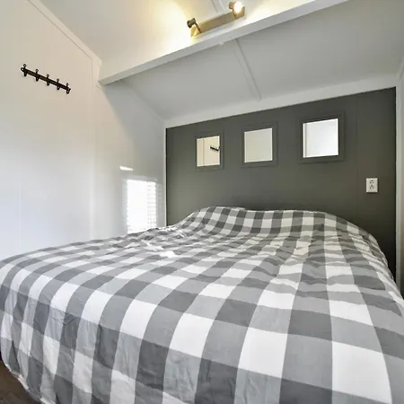 Dog-friendly W Spa, Cleaning Included